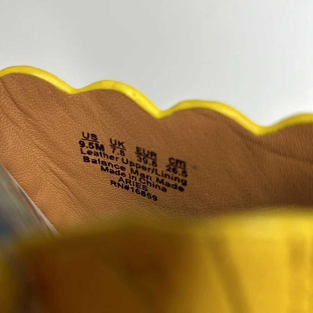 J. McLaughlin Aries Leather Scalloped Sandals‎ Yellow 9.5